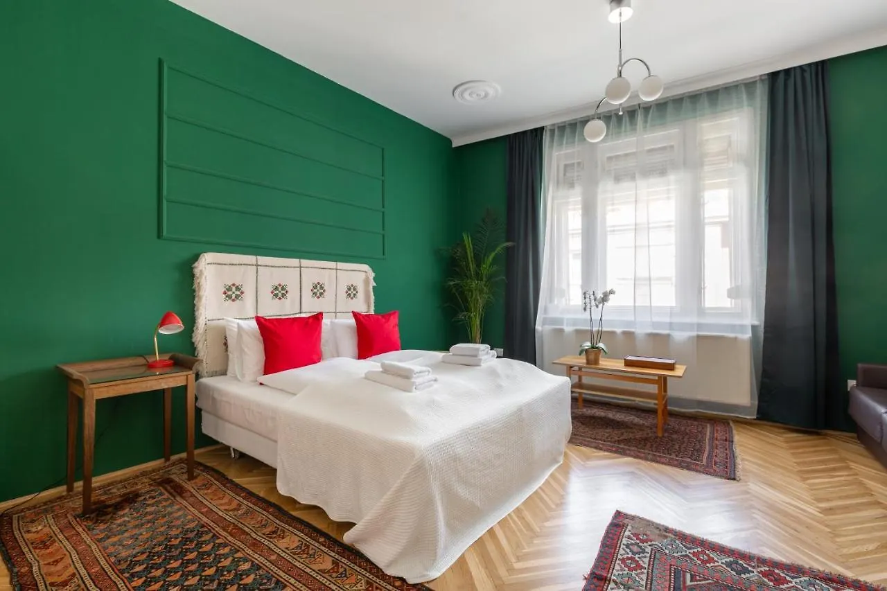 Huge & Stylish In The Center For Up To 20 People Apartment Budapest