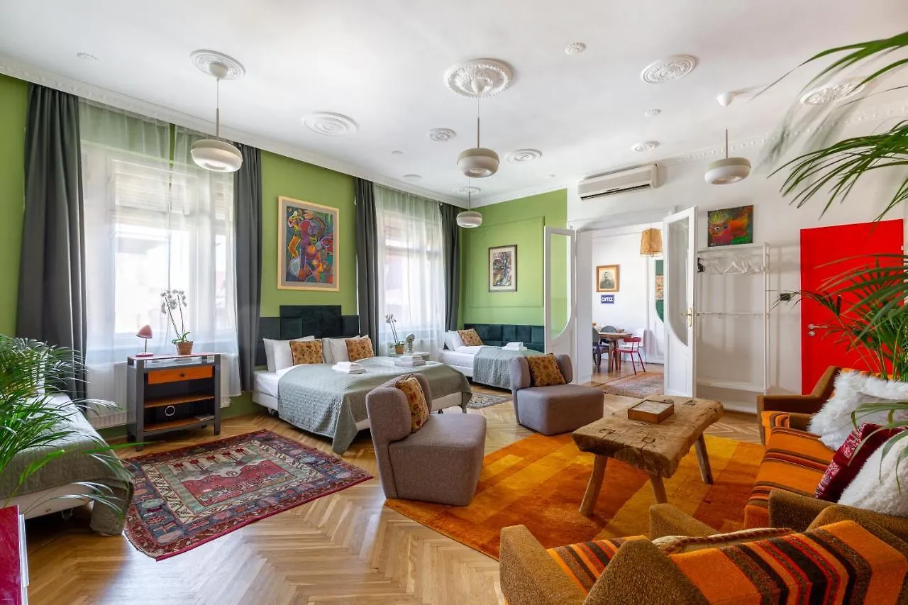 Huge & Stylish In The Center For Up To 20 People Apartment Budapest