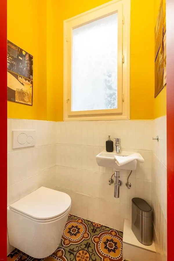 Huge & Stylish In The Center For Up To 20 People Apartment Budapest