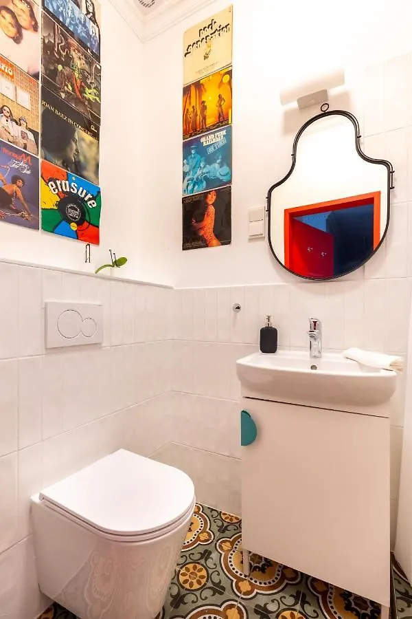 Huge & Stylish In The Center For Up To 20 People Apartment Budapest